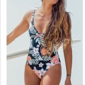 ROXY Printed Beach Classics One-Piece Swimsuit S